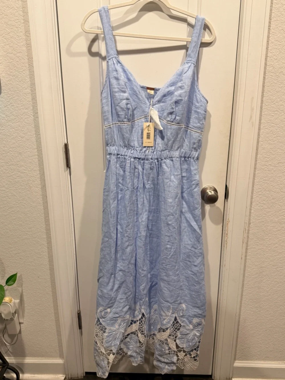 Magaschoni Light Blue Linen Blend Top with Eyelet Trim - Picture 3 of 6